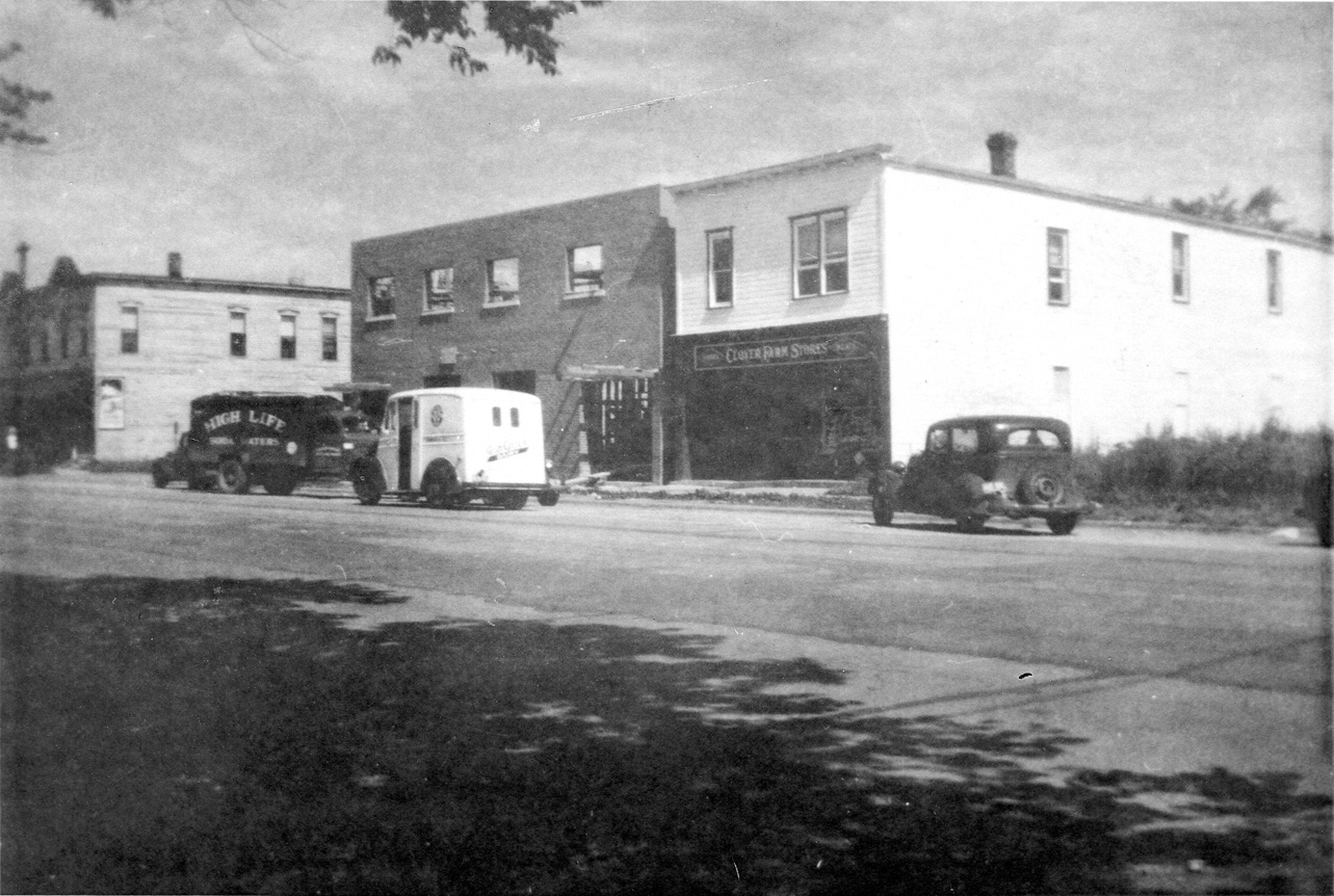 Clover Farm store 400 blk W Broadway